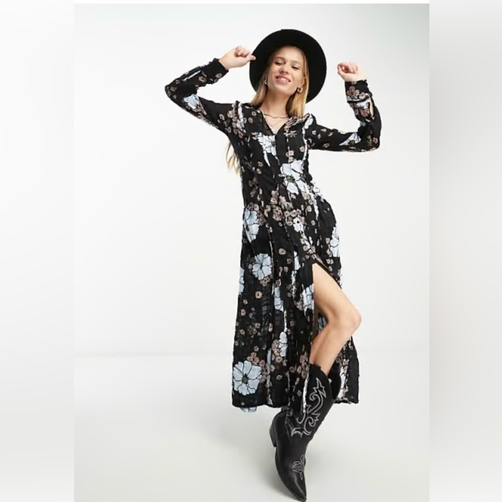 Free People Back at It Maxi dress. Size XS. BNWT’S